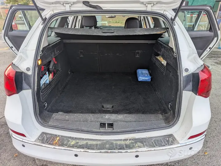 Opel Astra 2013 photo 4