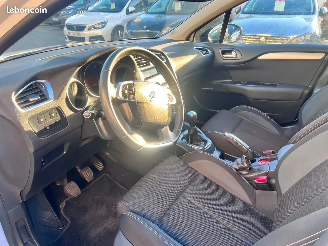 Citroen C4 2013 photo 5