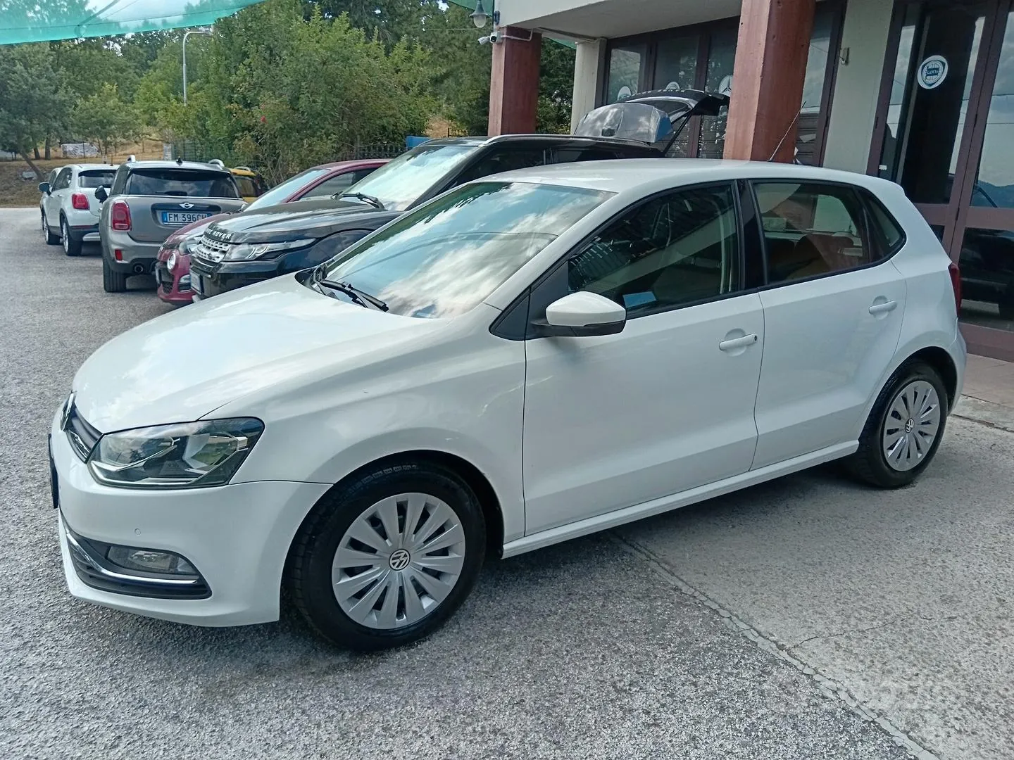 Volkswagen Polo 2016 photo 2