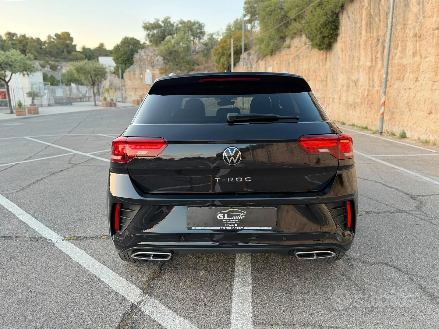 Volkswagen T-Roc 2023 photo 3