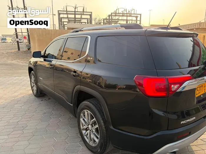 GMC Acadia 2018 photo 3