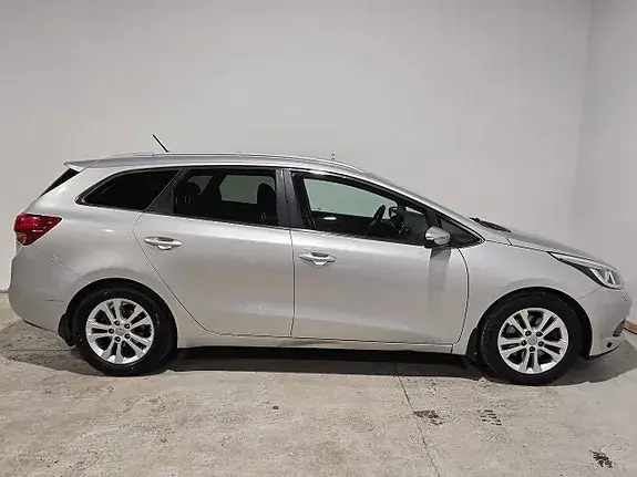 Kia Ceed 2015 photo 4