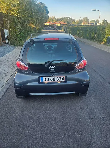 Toyota Aygo 2011 photo 5