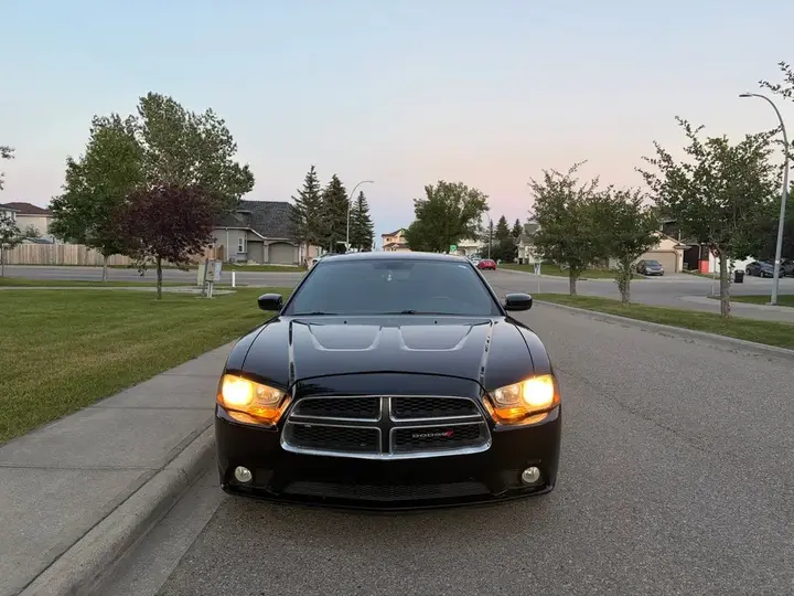Dodge Charger 2012 photo 3