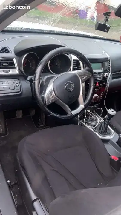 KG Mobility Tivoli