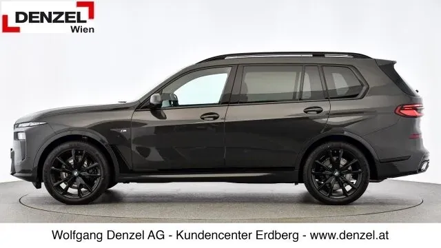 BMW X7 2024 photo 2
