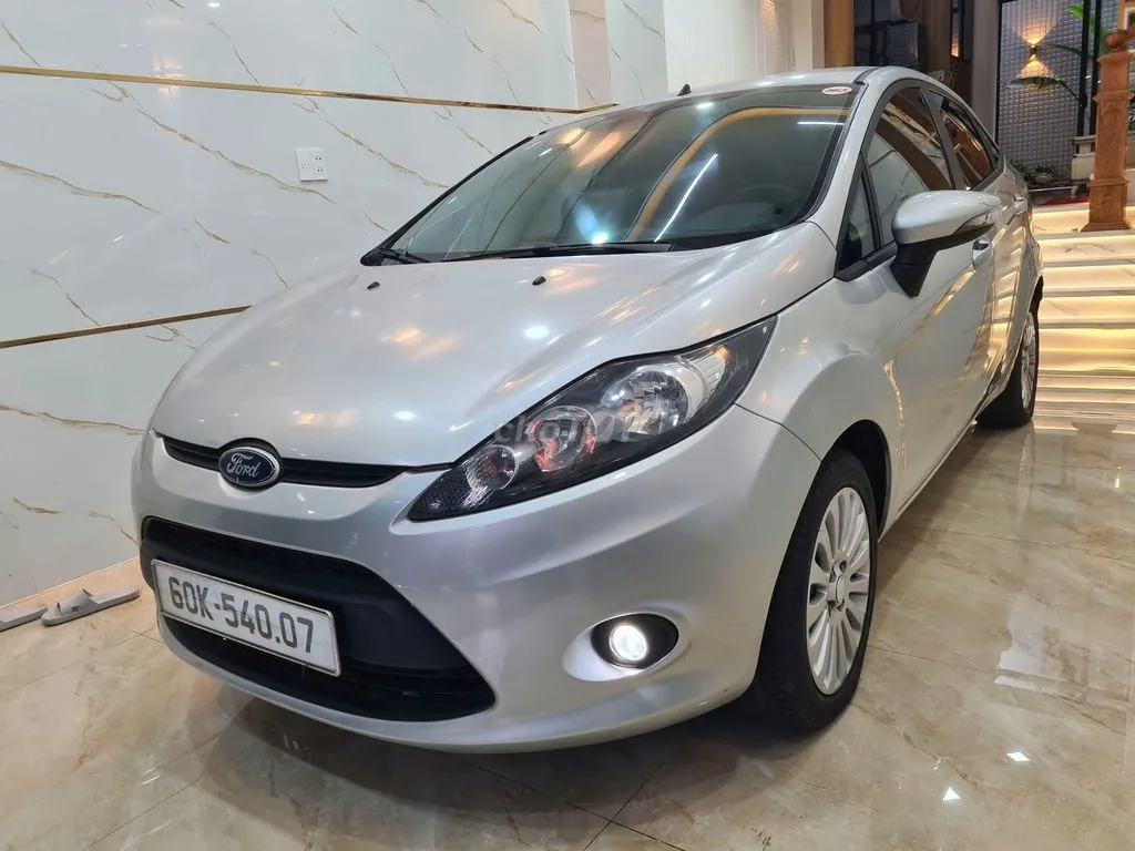 Ford Fiesta 2011 photo 3