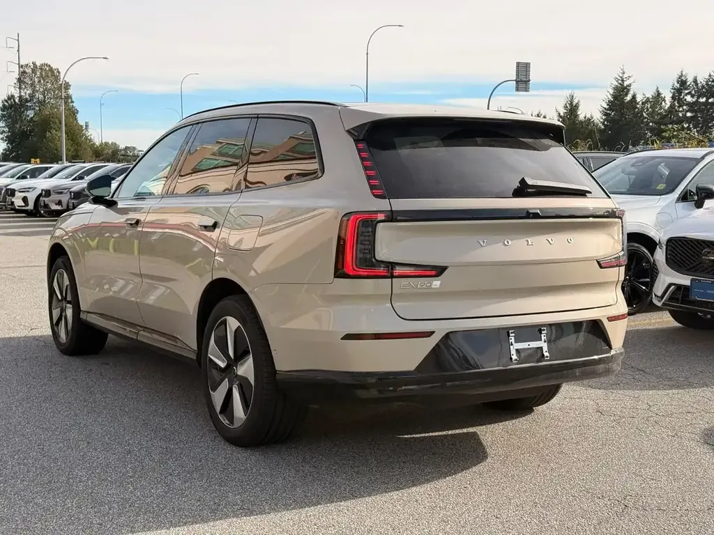 Volvo Ex90 2025 photo 5