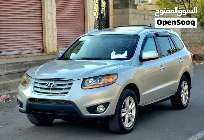 Hyundai Santa Fe 2012 photo 3