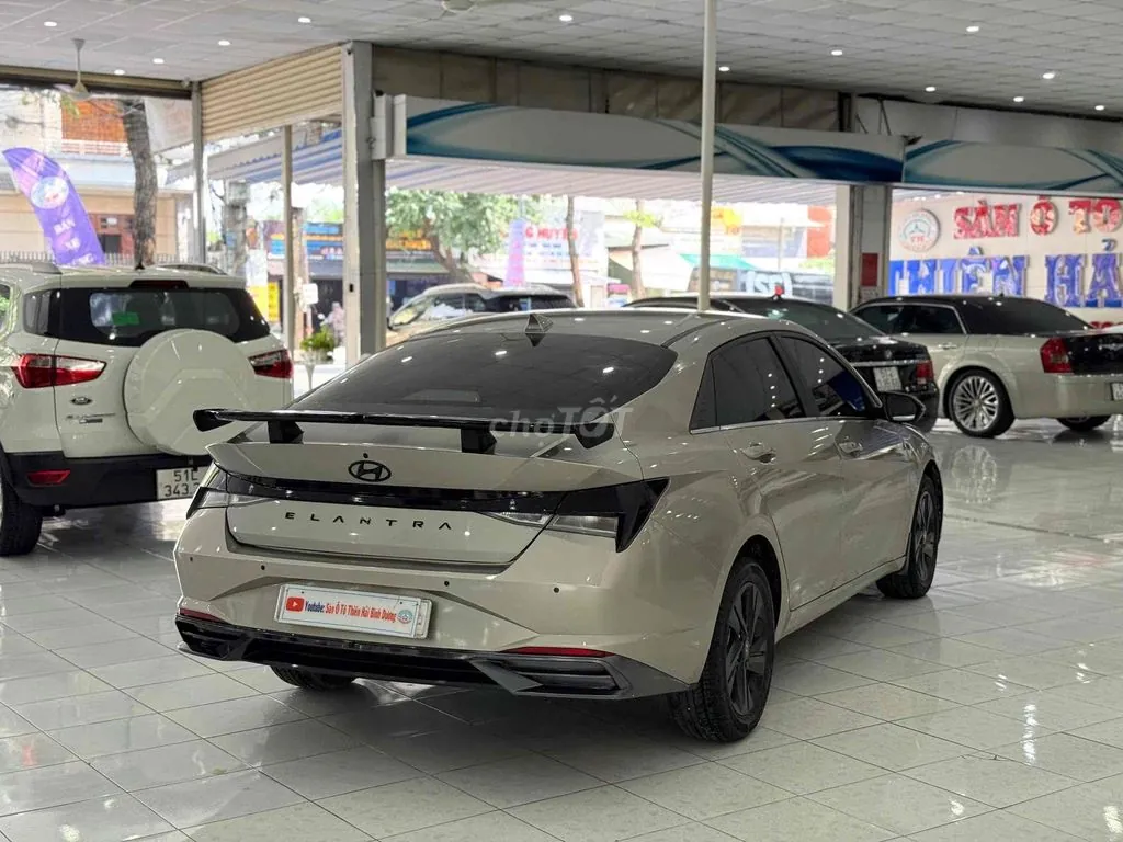 Hyundai Elantra 2022 photo 4