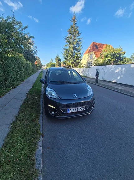 Peugeot 107 2013 photo 2