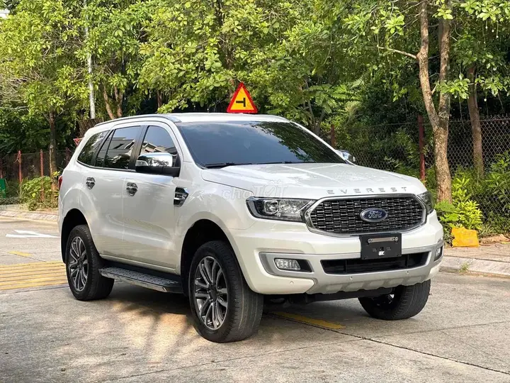 Ford Everest 2022 photo 2