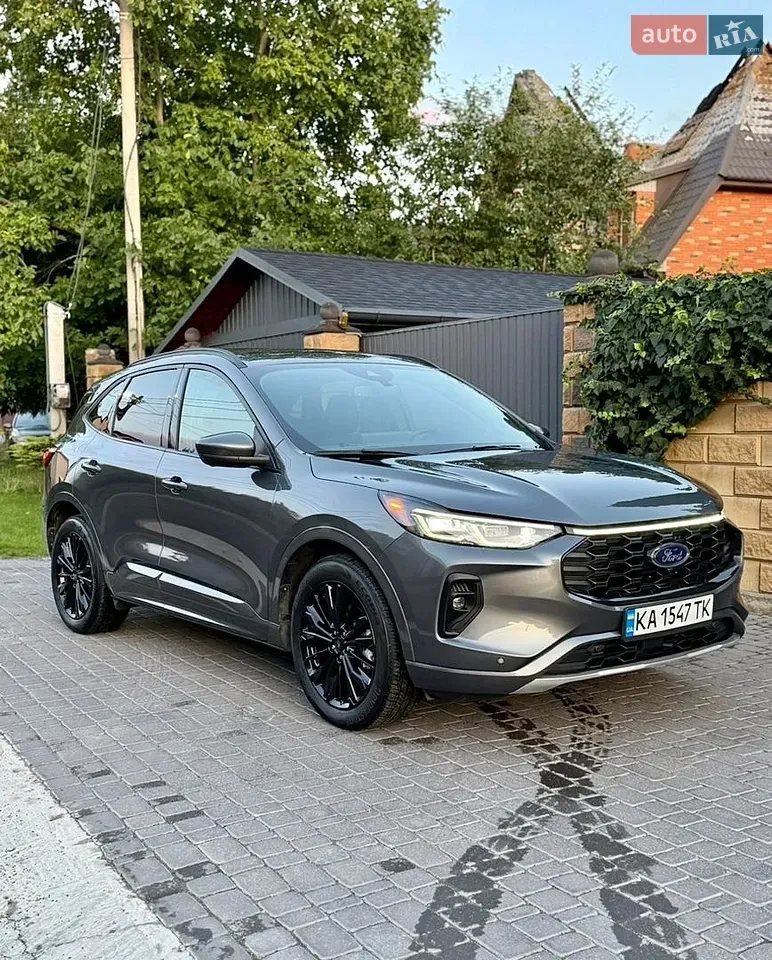 Ford Escape 2023 photo 2