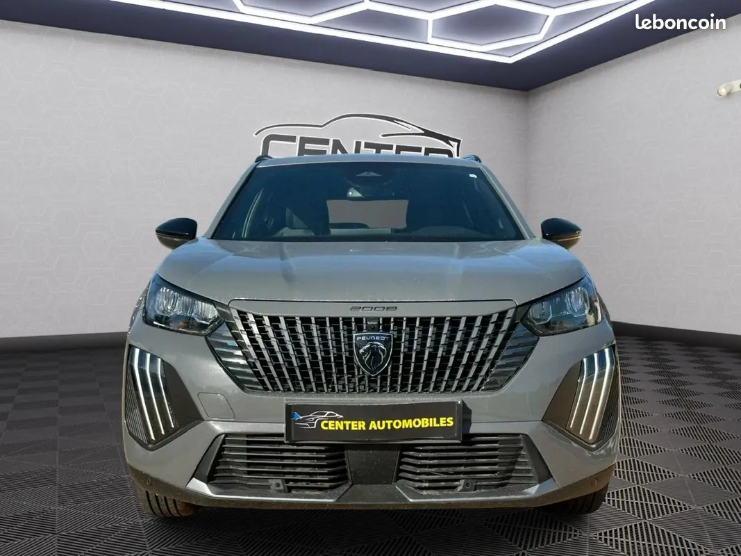 Peugeot 2008 2025 photo 5