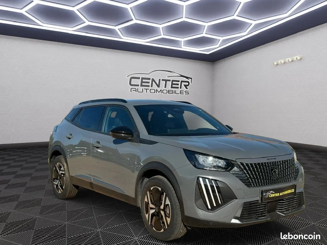 Peugeot 2008 2025 photo 2