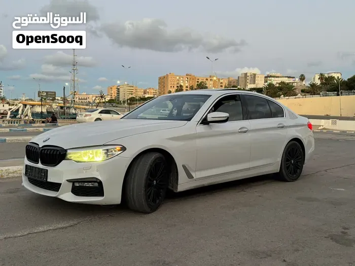 BMW 530I 2018 photo 2