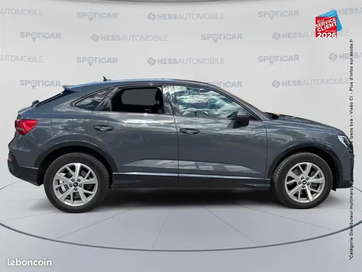 Audi Q3 2021 photo 4
