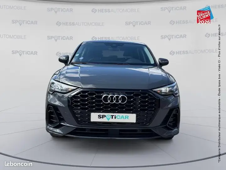 Audi Q3 2021 photo 2