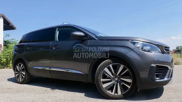 Peugeot 5008 2019 photo 2