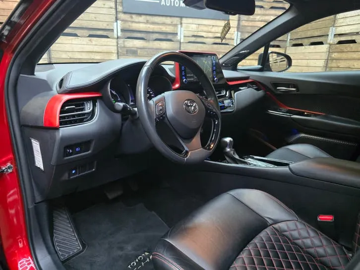Toyota C-Hr 2020 photo 3