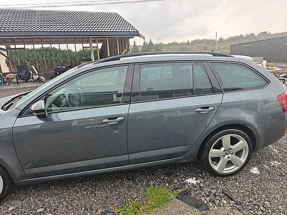 Skoda Octavia 2021 photo 4