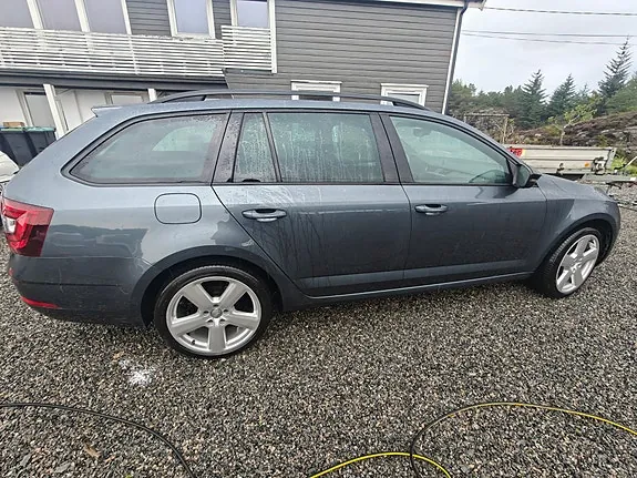 Skoda Octavia 2021 photo 5