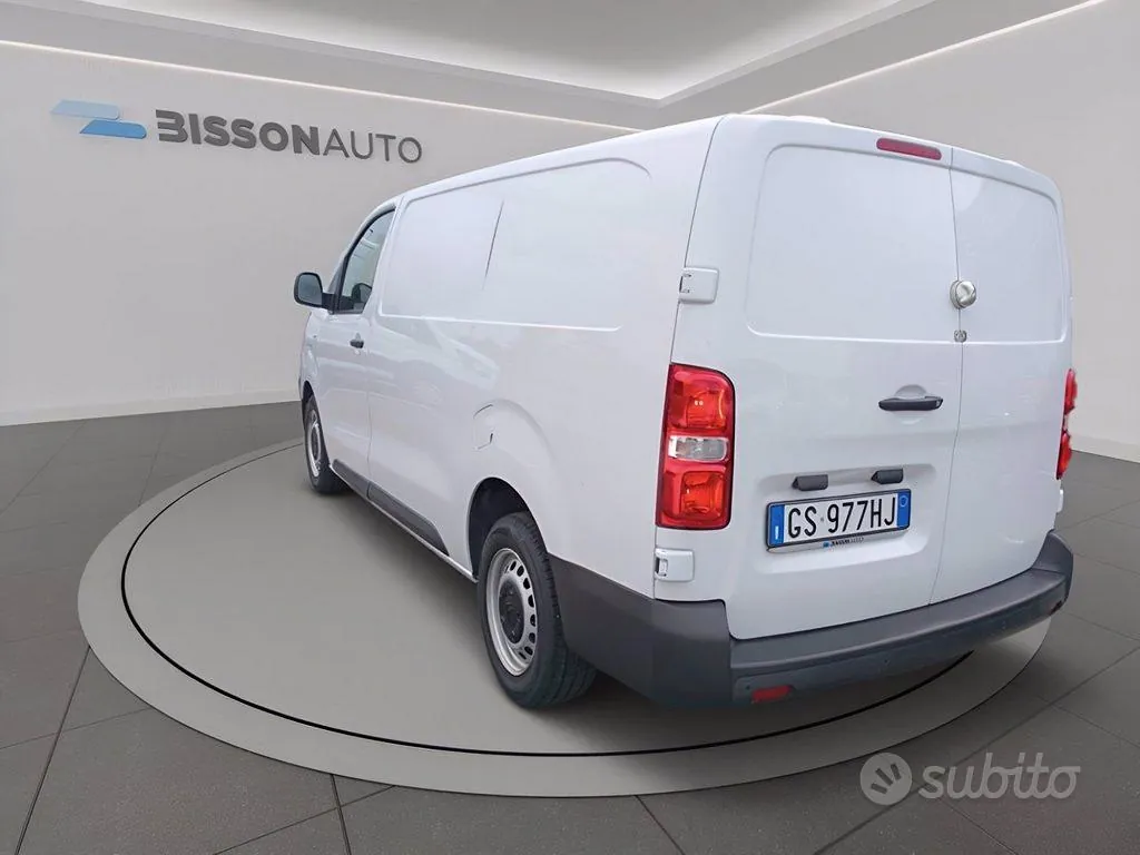Citroen Jumpy 2023 photo 3