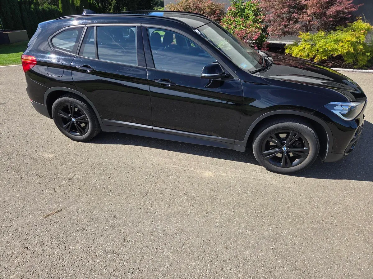 BMW X1 2016 photo 2