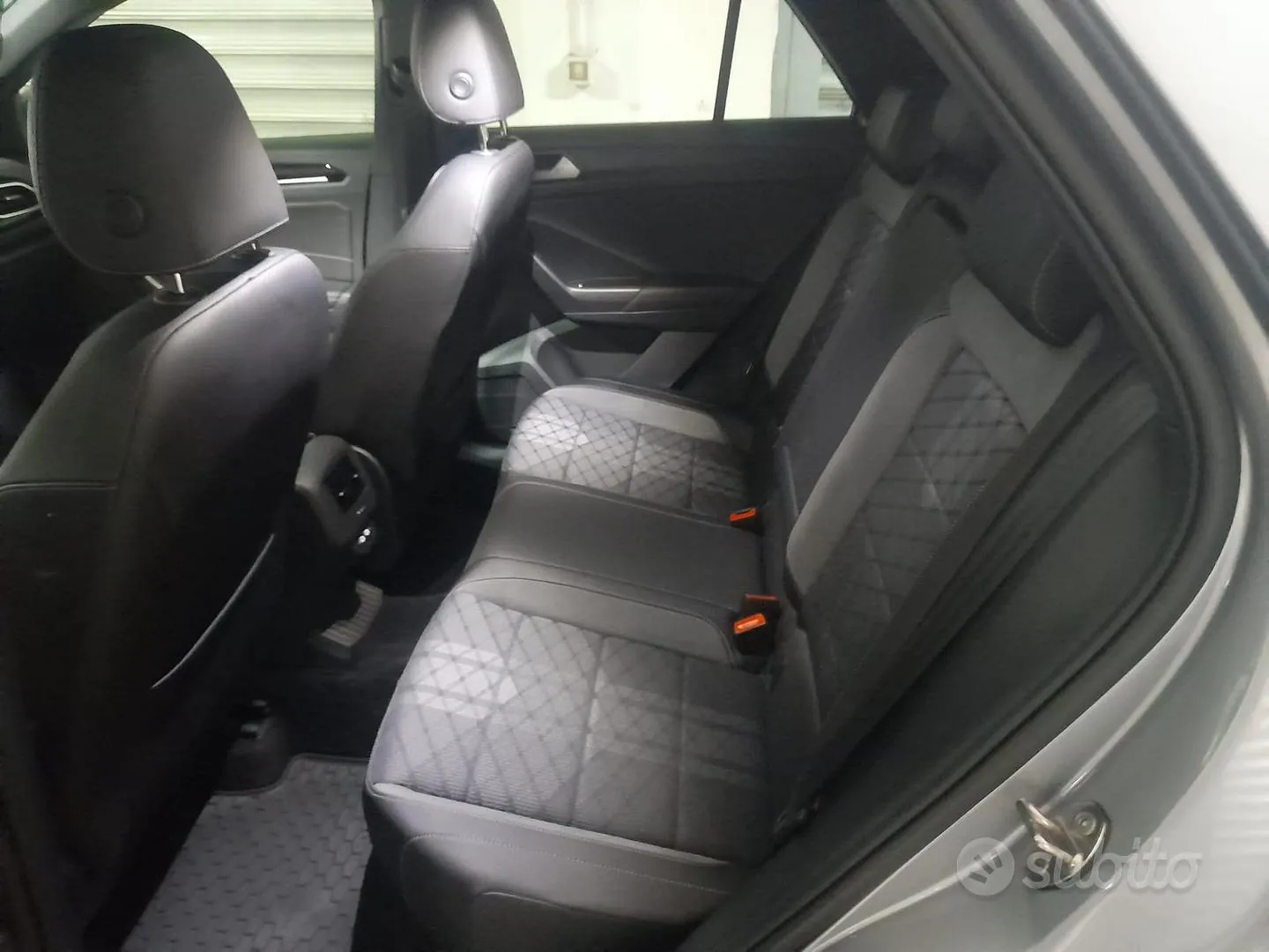 Volkswagen T-Roc 2024 photo 5