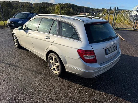Mercedes-Benz C220 2012 photo 3