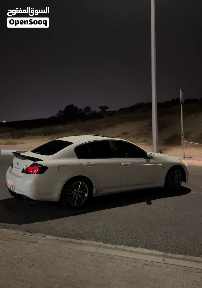 Infiniti G35 2008 photo 4