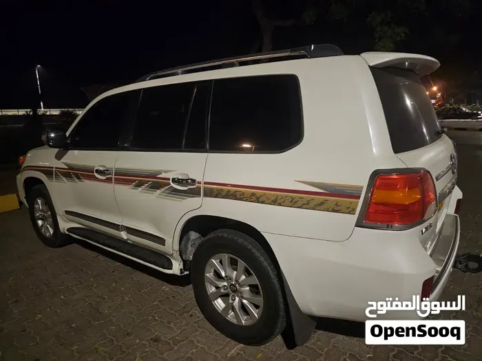 Toyota Land Cruiser 2008 photo 2