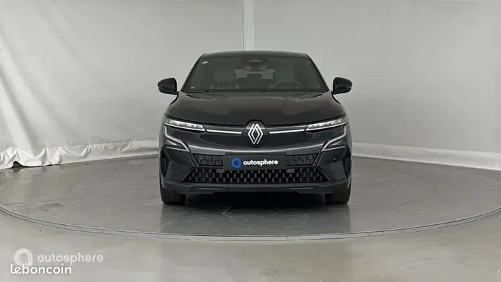 Renault Megane 2023 photo 2