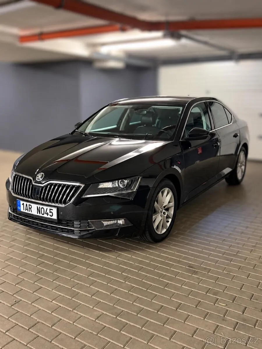 Skoda Superb 2018 photo 3