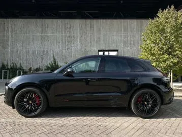 Porsche Macan 2024 photo 2