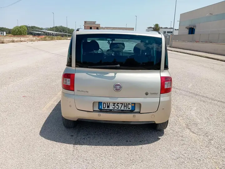 Fiat Multipla 2009 photo 2