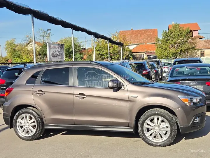Mitsubishi Asx 2011 photo 5