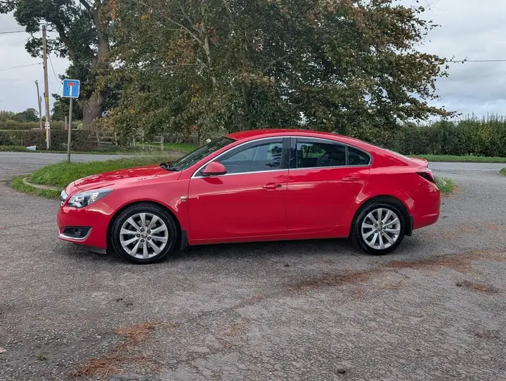 Vauxhall Insignia 2015 photo 5