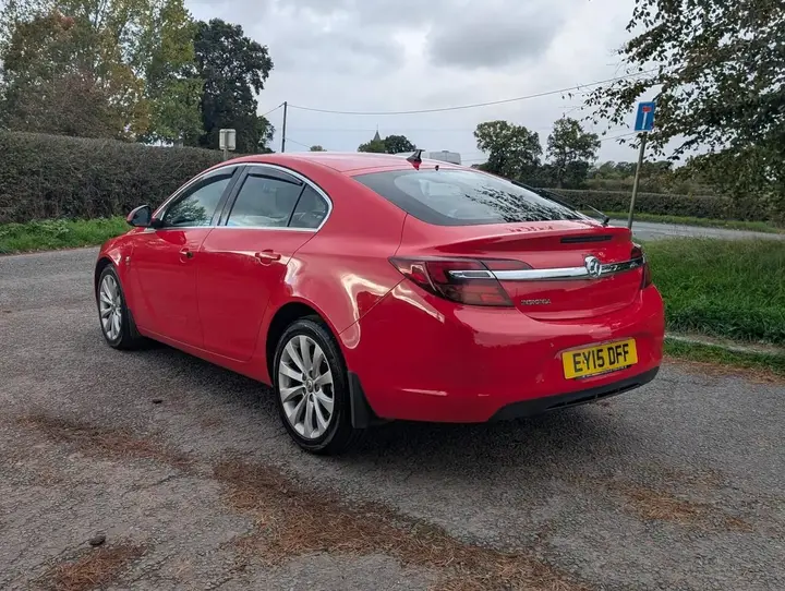 Vauxhall Insignia 2015 photo 4