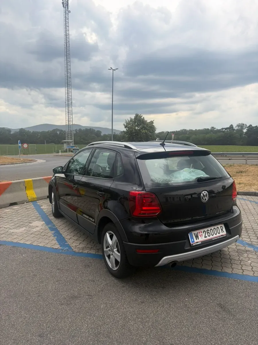 Volkswagen Polo 2017 photo 3