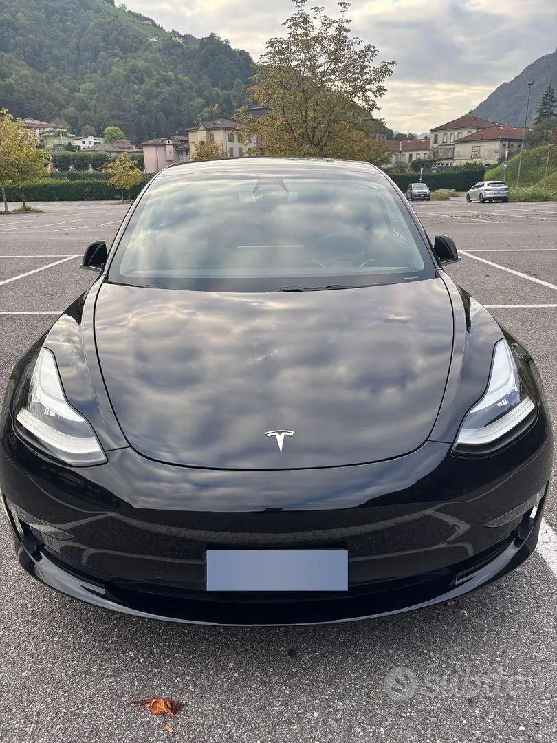 Tesla Model 3 2019 photo 2