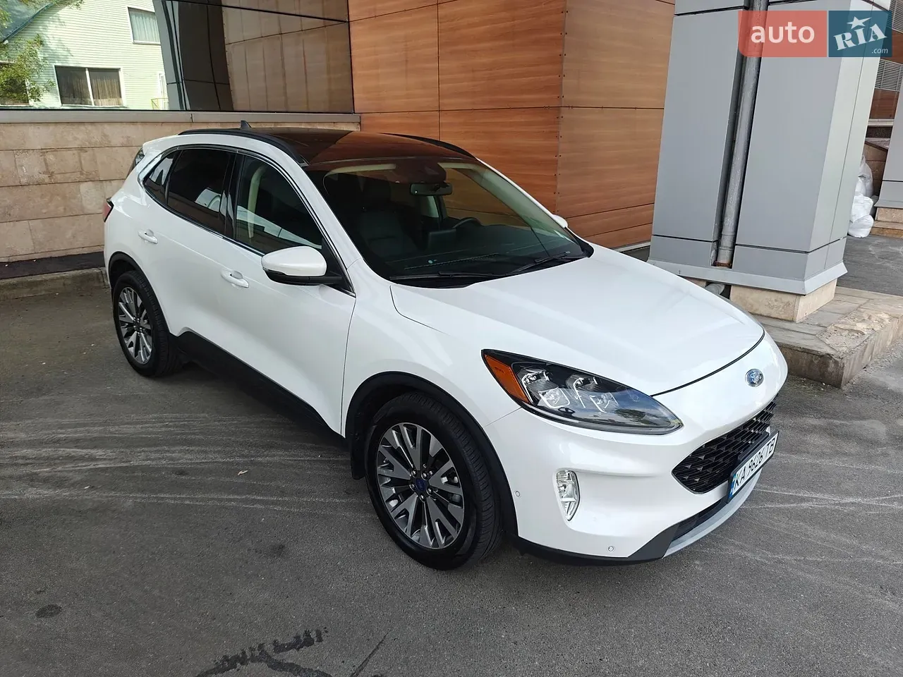 Ford Escape 2020 photo 2