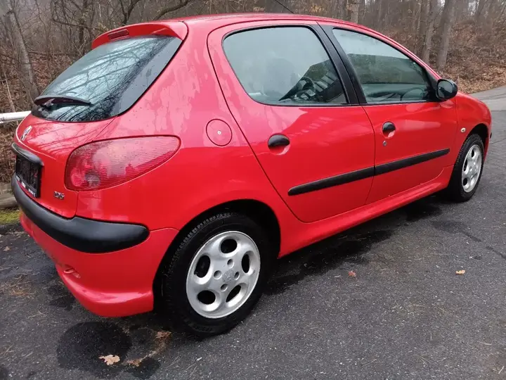 Peugeot 206 2007 photo 2