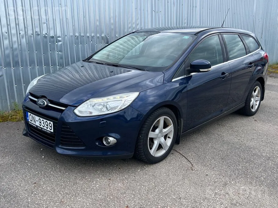 Ford Focus 2012 photo 2