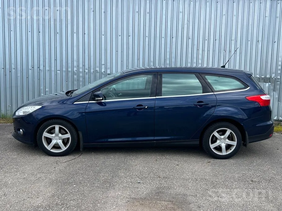 Ford Focus 2012 photo 5