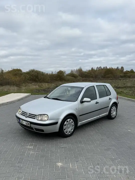 Volkswagen Golf 4