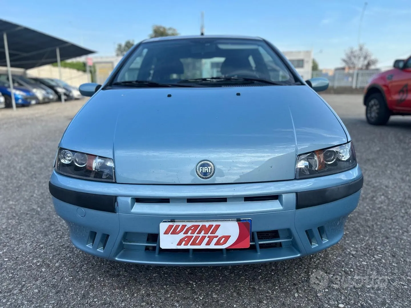 Fiat Punto 2001 photo 2