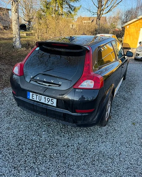 Volvo C30 2011 photo 2