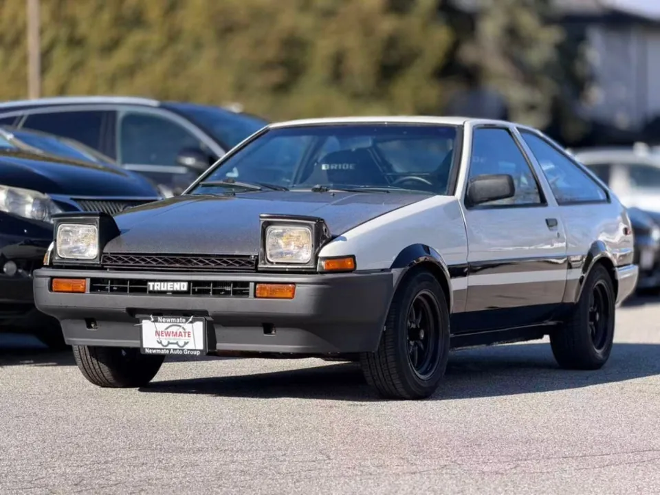Toyota Corolla 1986 photo 3