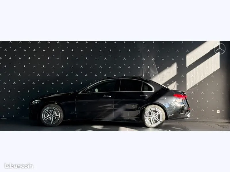 Mercedes-Benz C-Class 2023 photo 2